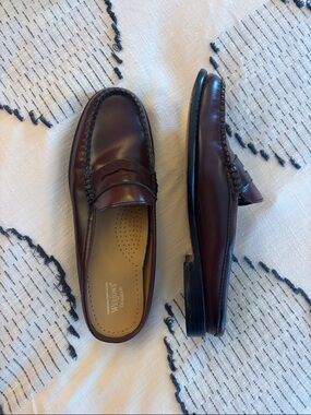 Bass Weejuns Burgundy Leather Penny Loafers women’s size 8.5